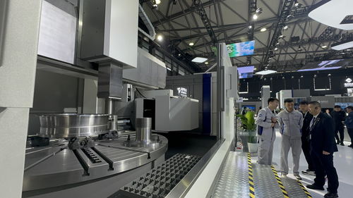 通用技術齊二機床兩款產品亮相CCMT2024，展現國產高端裝備硬實力